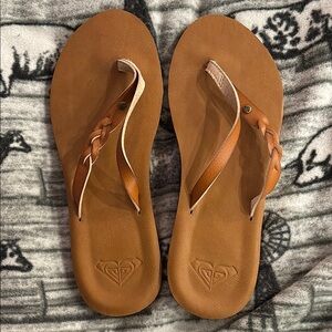 Roxy Tan Sandals with Leather-Like Finish